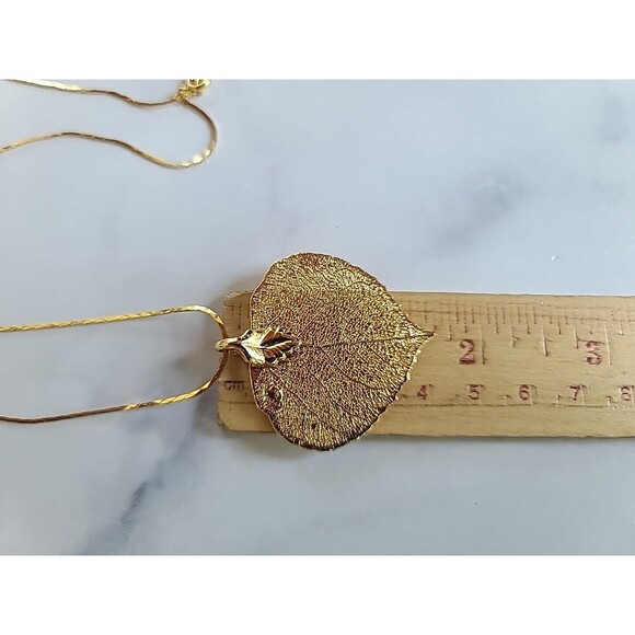 Gold Tone Metal Leaf Shaped Pendant Necklace - Picture 8 of 10